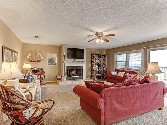 5th image of 1738 N Fletcher Ave