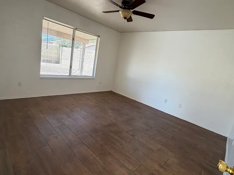 W Ocotillo Rd — Photo 20