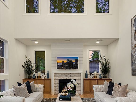 5th image of 4036 139th Avenue SE