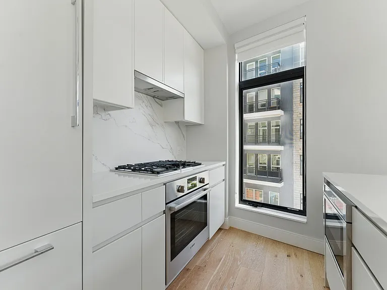 191 Washington St #524 — Photo 6