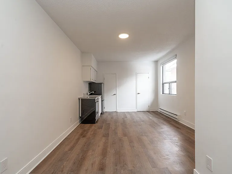 28 Maynard Ave #50109A-303 — Photo 6