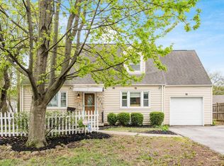 2877 Wellesley Rd, Columbus, OH 43209