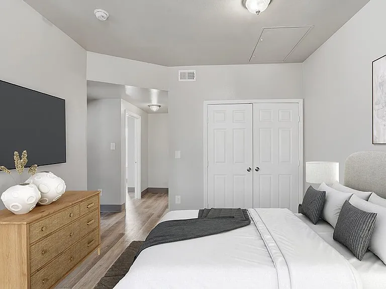 Almeda Park Apartments — Photo 15