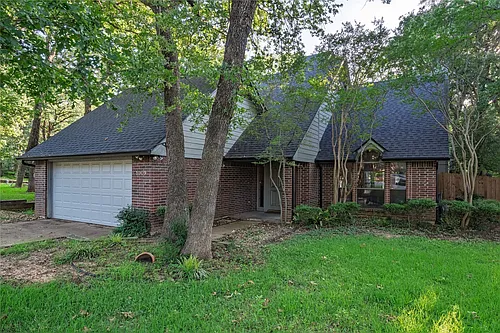 1009 W Winding Creek Dr Photo 1