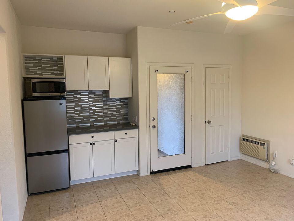 1st image of 752 Nile River Dr #1