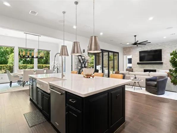 9515 Plaza Point Dr, Missouri City, TX 77459