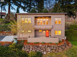 591 NE Grandview Blvd, White Salmon, WA