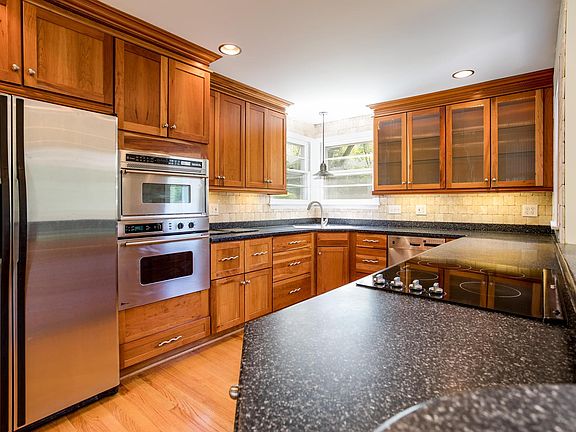 5th image of 6717 Fleetwood Dr
