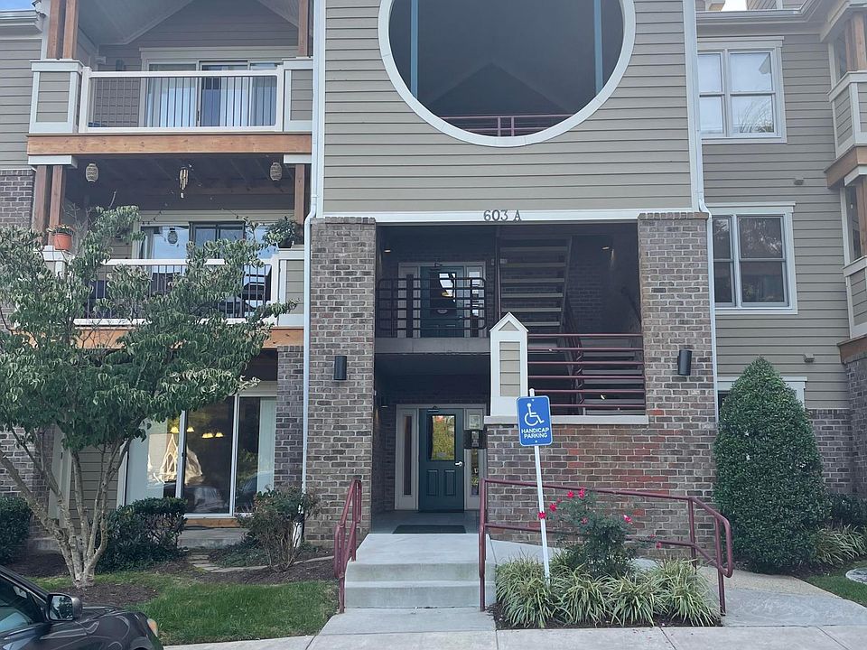 1st image of 603A Admiral Dr #101