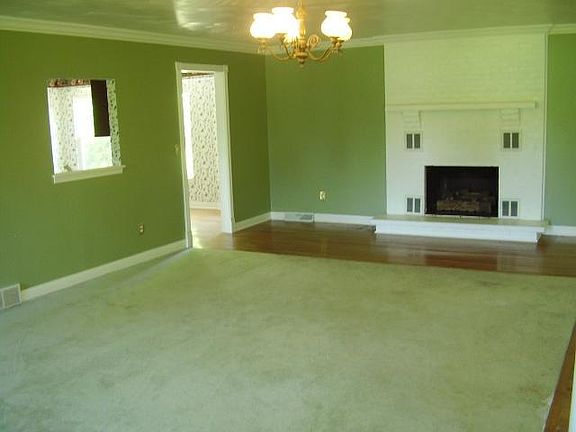 4th image of 6103 E Walnut St