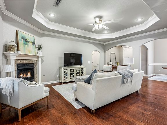 4th image of 6509 W Hearth Bay