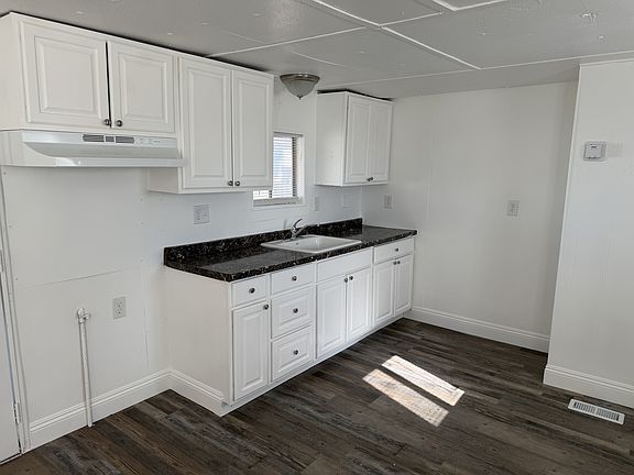 3rd image of 955 S K St Space 2