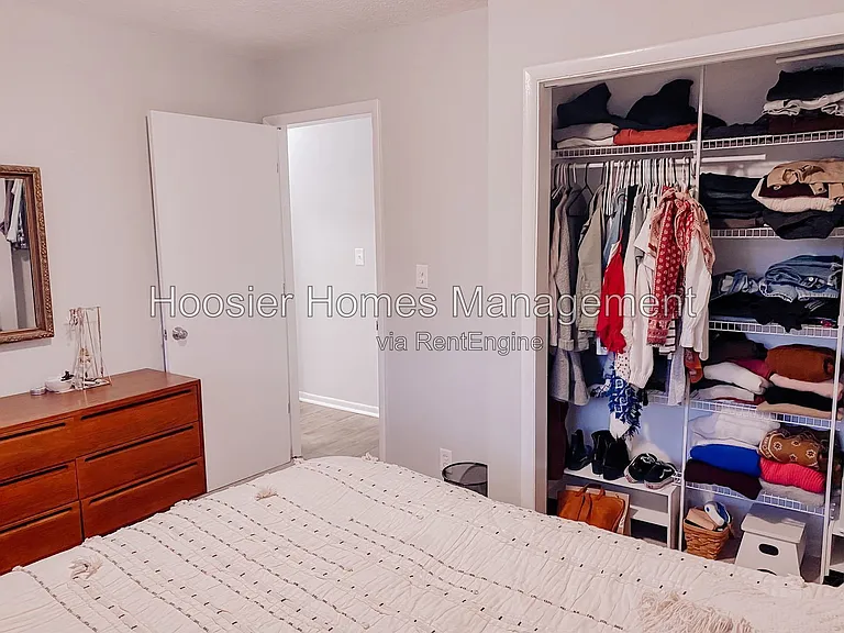 10818 Broadway St — Photo 13