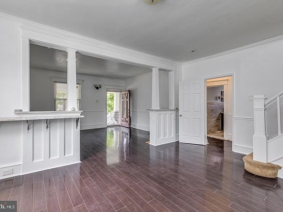 2nd image of 1624 Tinsman Ave