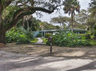 705 Eugenia Rd, Vero Beach, FL 32963