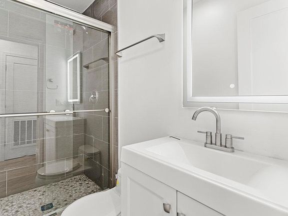 1st Floor Bathroom