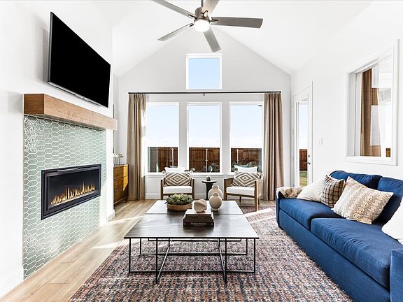 02_Rockwall Model Representative Photo