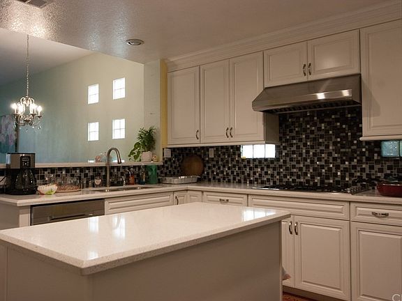 5th image of 2714 La Salle Pointe