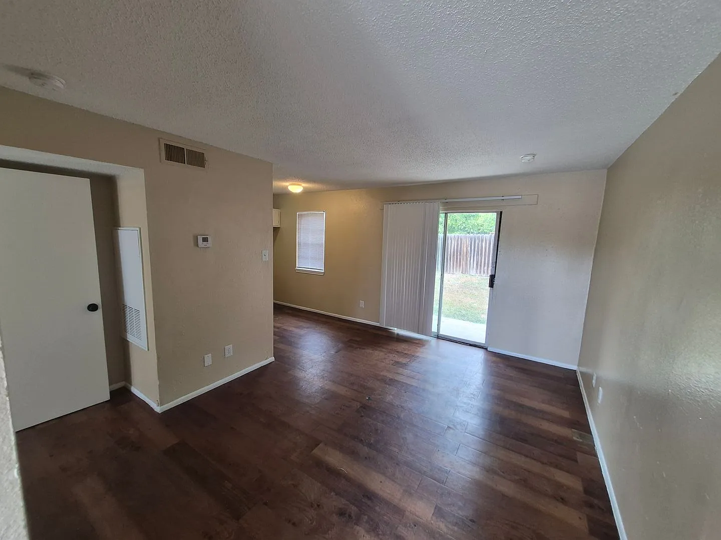 300 Moursund Blvd. #7, San Antonio, TX. 78221 — Photo 2