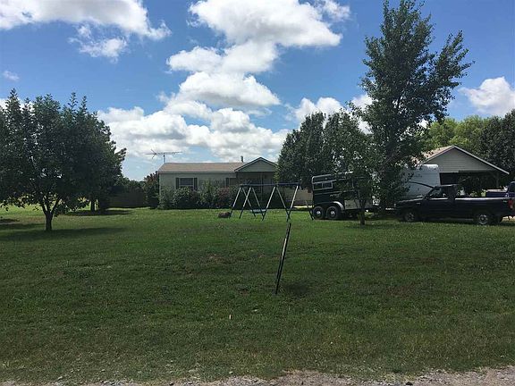 3rd image of 4321 E Eden Chapel Ln