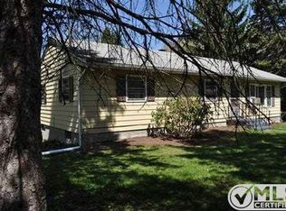 8 Rita St, New Paltz, NY 12561