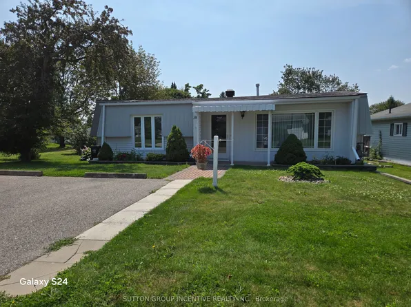 36 Weeping Willow Dr, Innisfil, ON L9S 1P1