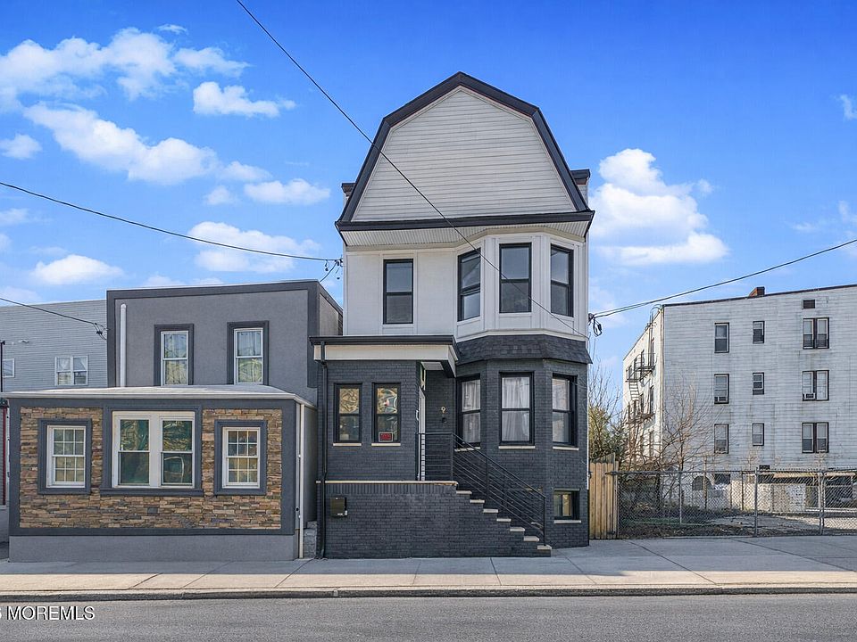 1st image of 9 Myrtle Avenue