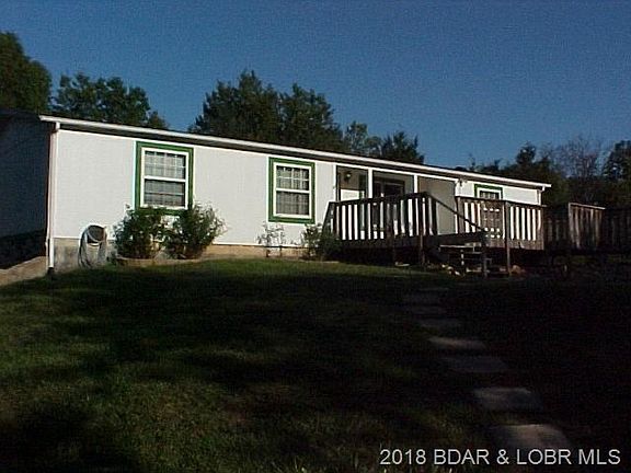 2nd image of 1076 Twelve Oaks
