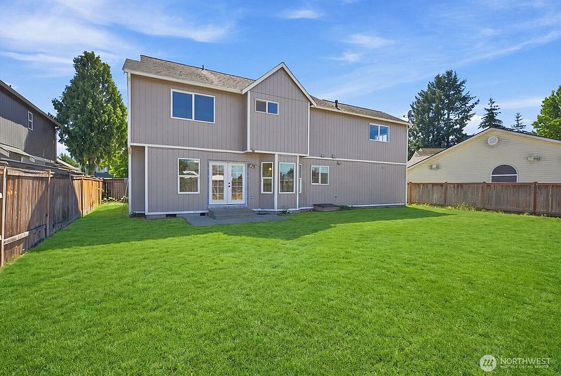 2nd image of 2301 148th Street E