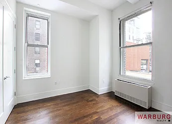 Rented by Warburg