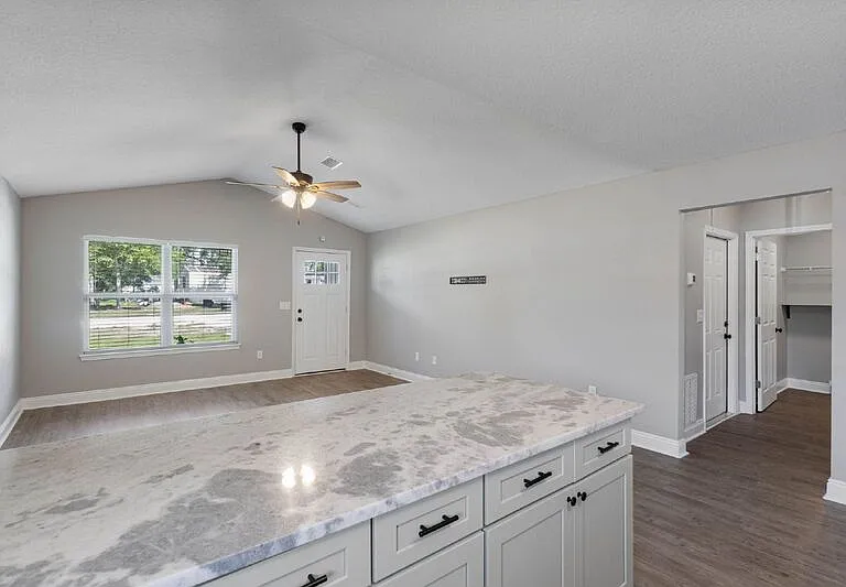 4628 Dove Way — Photo 12
