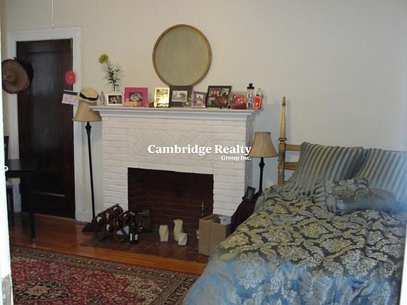 3rd image of 15 Glenville Ave #1T