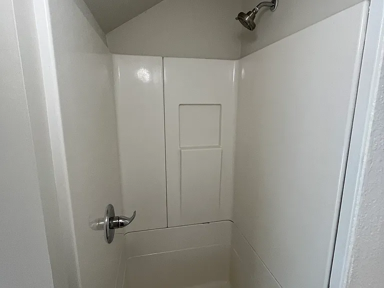 453 Mound St #2 — Photo 15