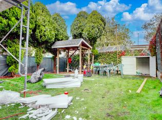 341 Grandview Ave #1FLRR, Ridgewood, NY 11385