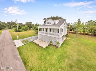 225 Magnolia Ave, Pass Christian, MS 39571