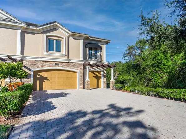 649 Saxony Blvd, Saint Petersburg, FL 33716