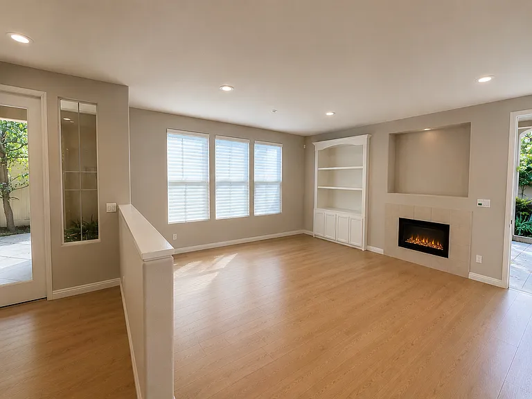 147 Lockford — Photo 3