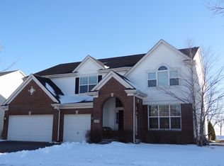 510 Chestnut Dr, Oswego, IL 60543
