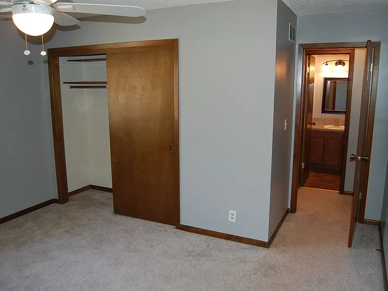 3724 Clover Circle — Photo 13