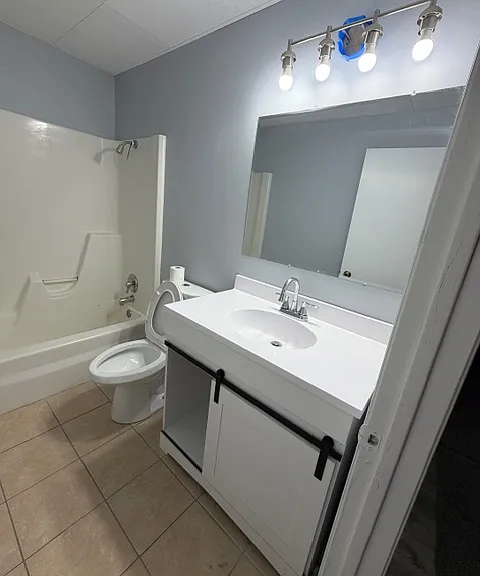 205 Plum St #3 — Photo 15