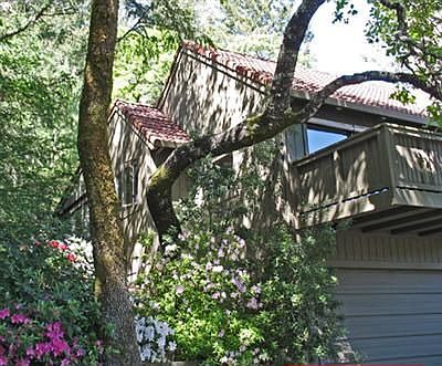 Front deck from street