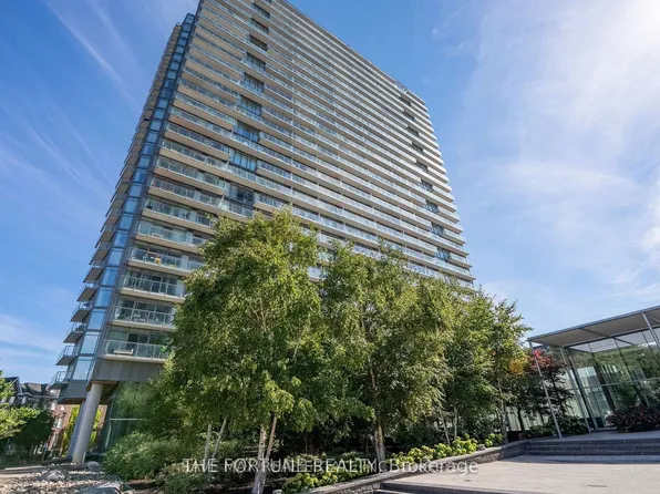 103 The Queensway #1712, Toronto, ON M6S 5B3