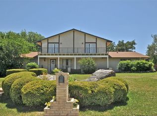 424 Sagecrest Dr, Hollywood Park, TX 78232