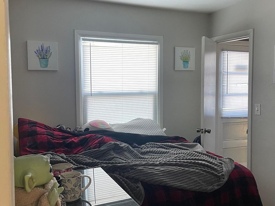 1st image of 1335 Dayton Ave
