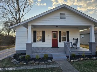 707 S Everett High Rd, Maryville, TN 37804