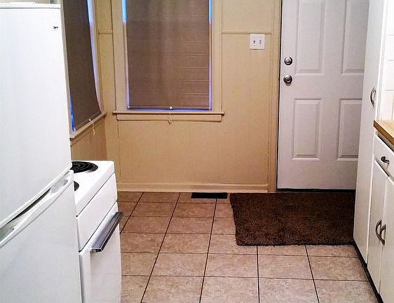 4th image of 623 W Crawford Ave