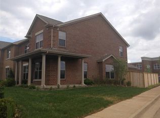 3300 Beacon St, Lexington, KY 40513