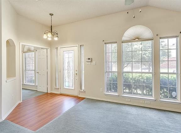 5th image of 10509 Elk Hollow Dr