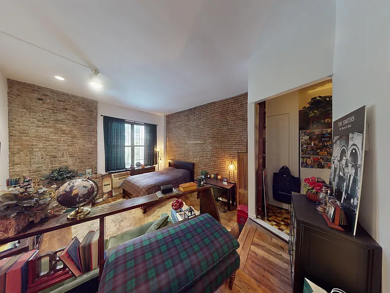 46 W 85th St #1-C — Photo 11