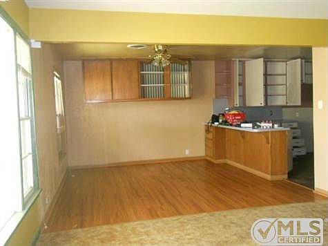 2nd image of 1206 Hillcrest Blvd